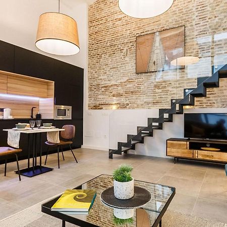 Amplisimo Y Coqueto Apartamento De Lujo Y Diseno En Pleno Centro Севиля Екстериор снимка